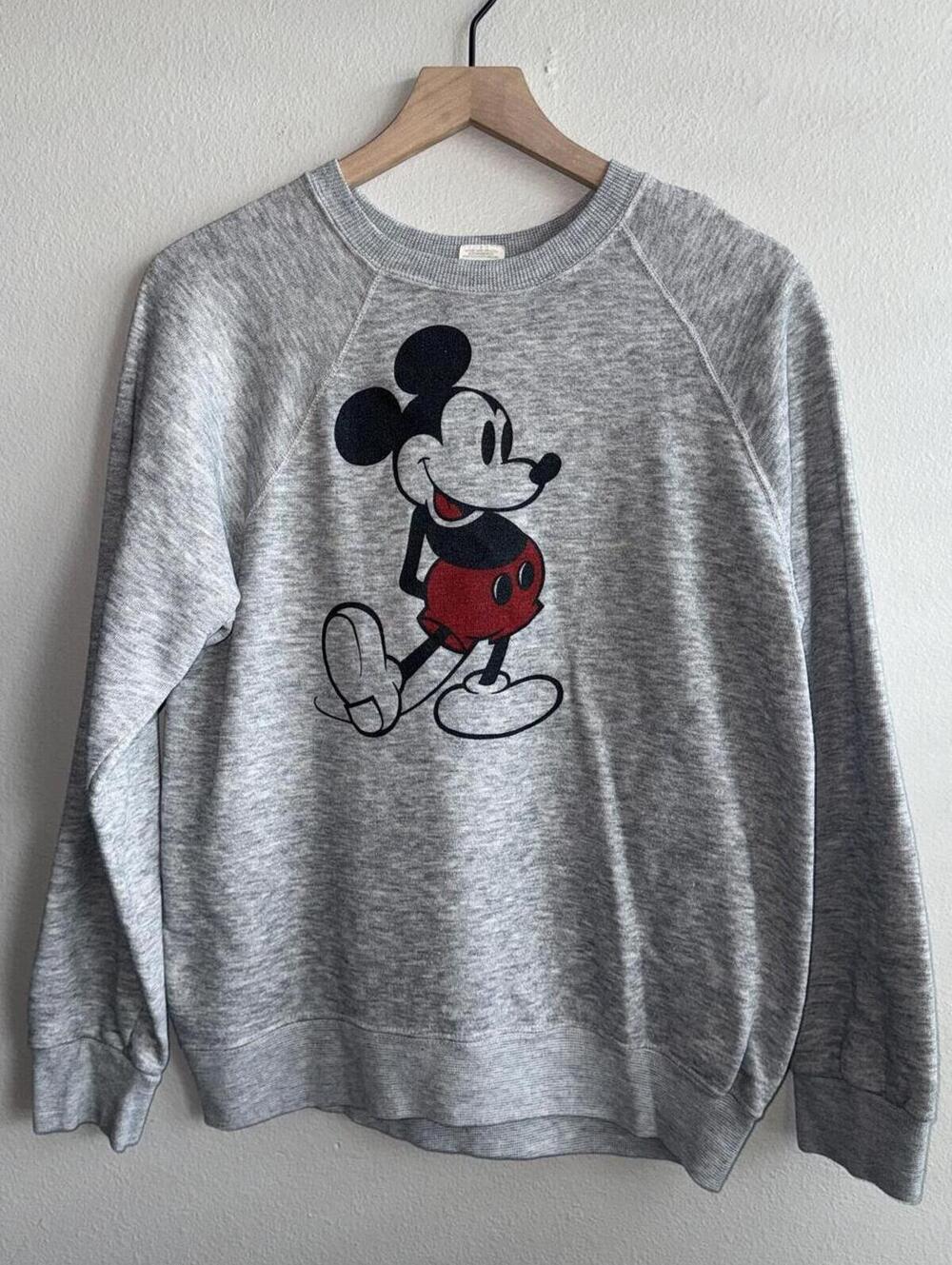 Vintage Disney Casuals Mickey Mouse Sweatshirt Adult Large Gray Crewneck USA
